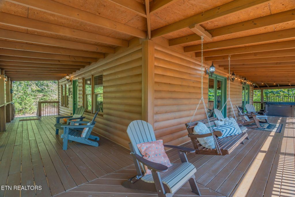 Photo of 1723 Springer Rd, Sevierville, TN 37862 (MLS # 1316756)