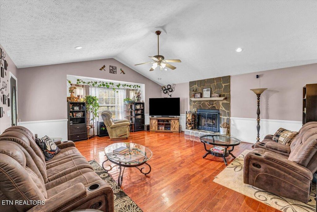 Photo of 3333 Oma Lee Drive, Sevierville, TN 37876 (MLS # 1321705)