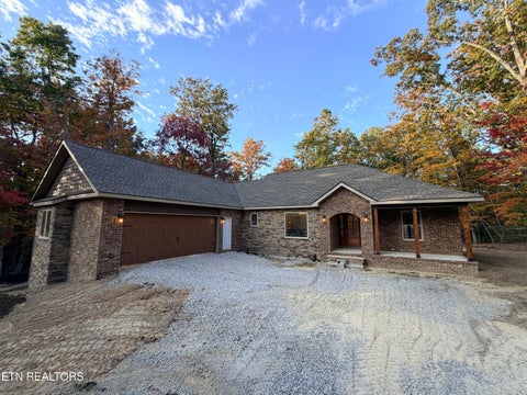 Photo of 66 Bingham Terrace, Fairfield Glade, TN 38558 (MLS # 1360412)