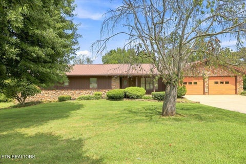 Photo of 4031 Peace Drive, Morristown, TN 37814 (MLS # 1352554)