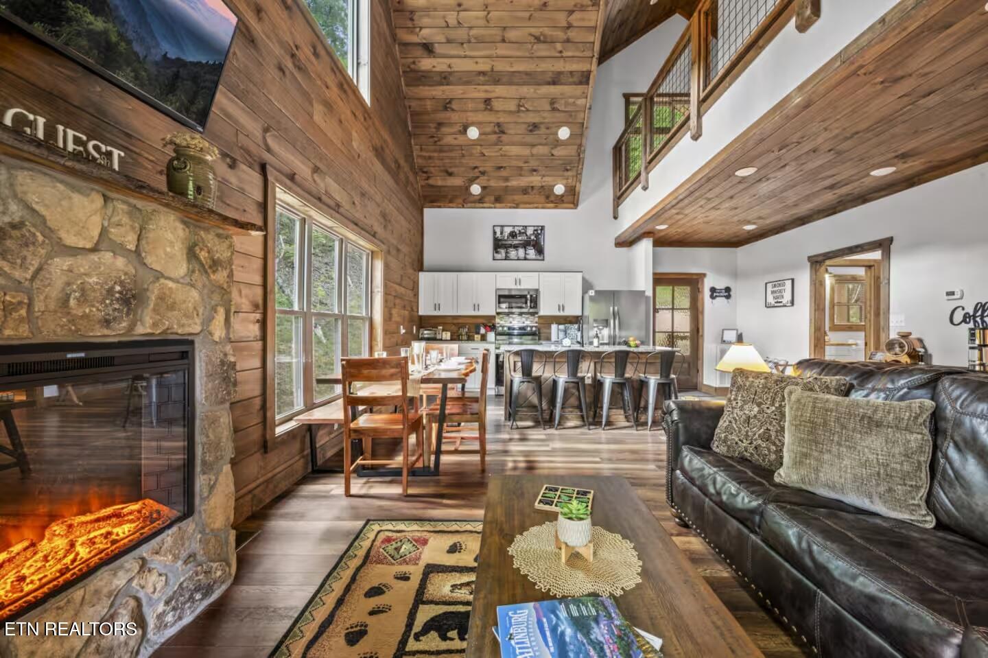 2169 Newt Huff Lane