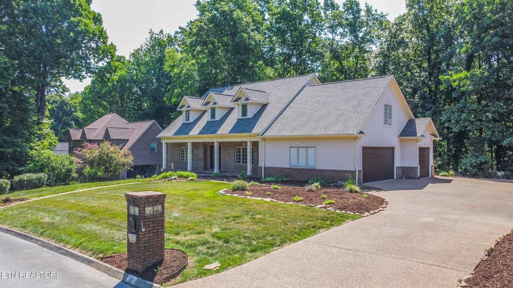 Photo of 197 Whippoorwill Drive, Oak Ridge, TN 37830 (MLS # 1341783)