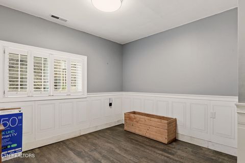 Tiny photo for 184 Henson Lane, Clinton, TN 37716 (MLS # 1326247)