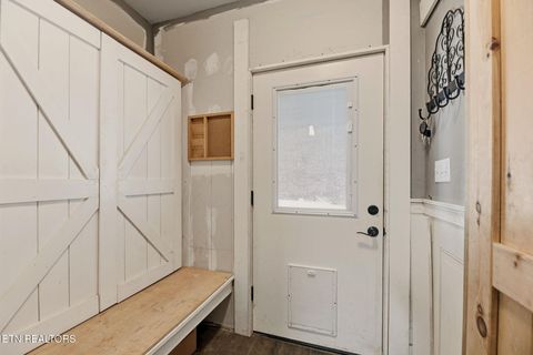 Tiny photo for 184 Henson Lane, Clinton, TN 37716 (MLS # 1326247)