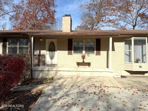 Photo of 5107 Pawnee Rd, Crossville, TN 38572 (MLS # 1322468)