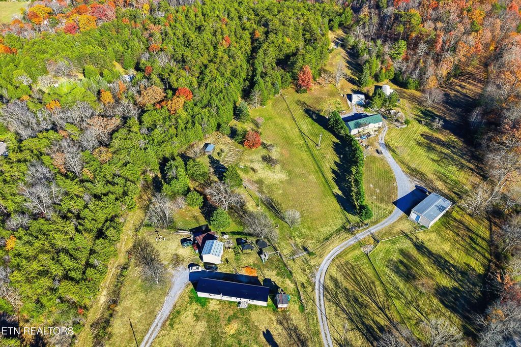 Photo of 1526 Tom Mccall Rd, Maryville, TN 37801 (MLS # 1322674)