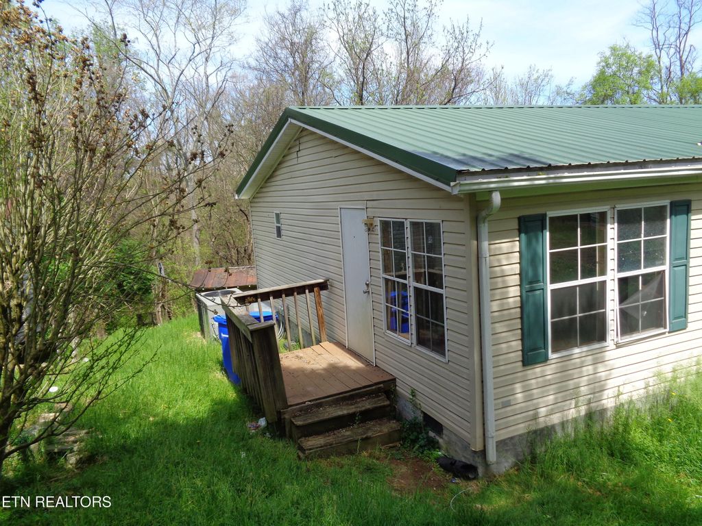 Photo of 1104 Valley Home Rd, Morristown, TN 37813 (MLS # 1335683)