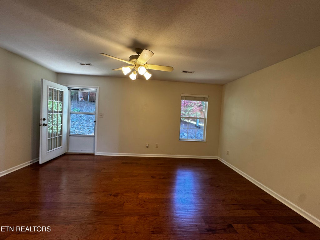 Photo of 209 Timbercreek Way, Knoxville, TN 37924 (MLS # 1359640)