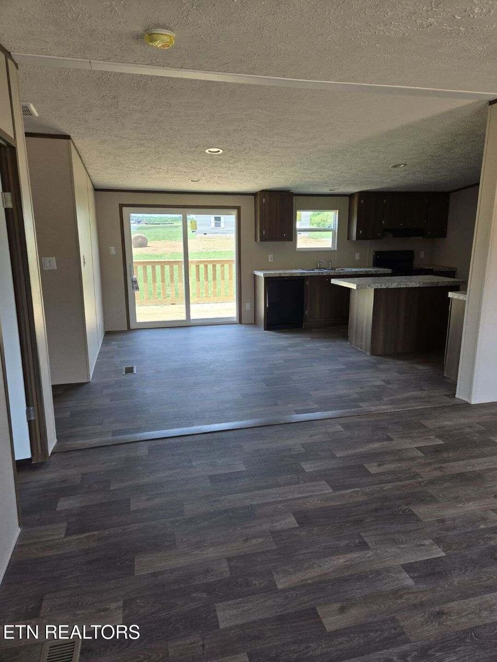 Photo of 427 McCroskey St, Englewood, TN 37329 (MLS # 1298912)