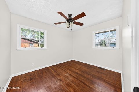 Tiny photo for 73 Benwick Drive, Crossville, TN 38555 (MLS # 1335893)