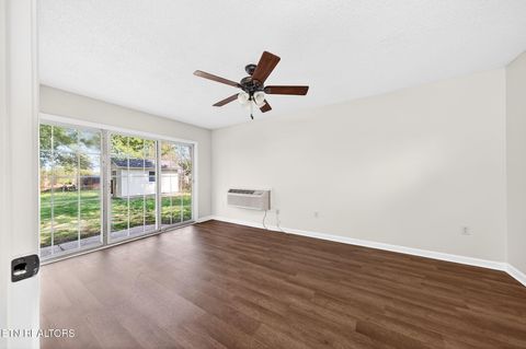 Tiny photo for 73 Benwick Drive, Crossville, TN 38555 (MLS # 1335893)