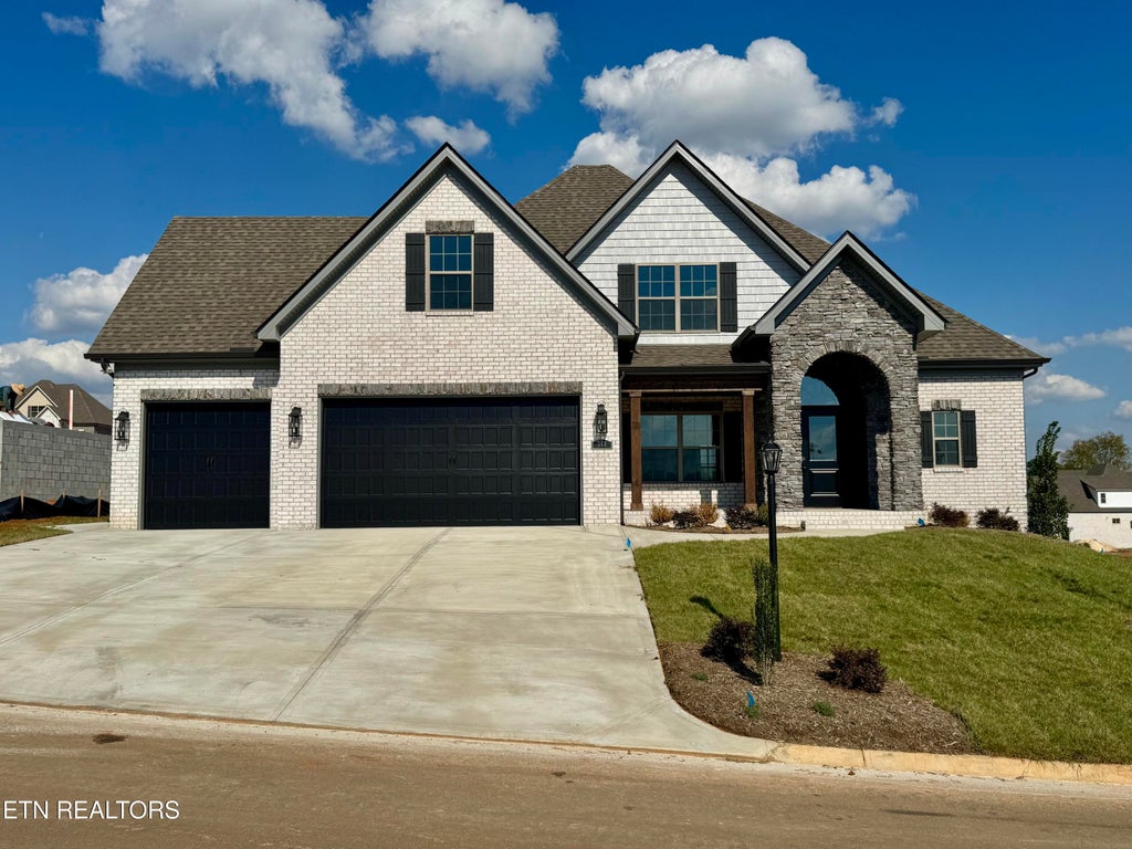 Photo of 348 French Vineyard Lane, Knoxville, TN 37923 (MLS # 1331180)