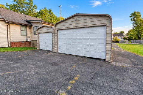 Tiny photo for 5205 Jacksboro Pike, Knoxville, TN 37918 (MLS # 1354832)
