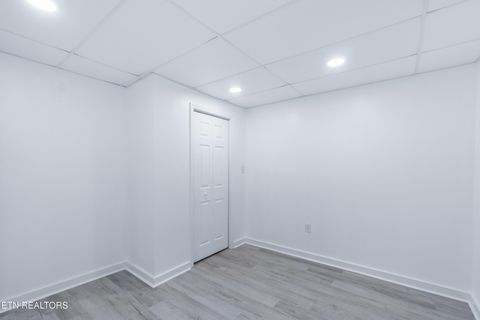 Tiny photo for 140 Charles Place, Harriman, TN 37748 (MLS # 1330163)