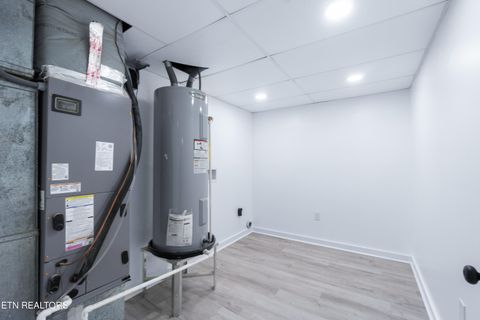 Tiny photo for 140 Charles Place, Harriman, TN 37748 (MLS # 1330163)