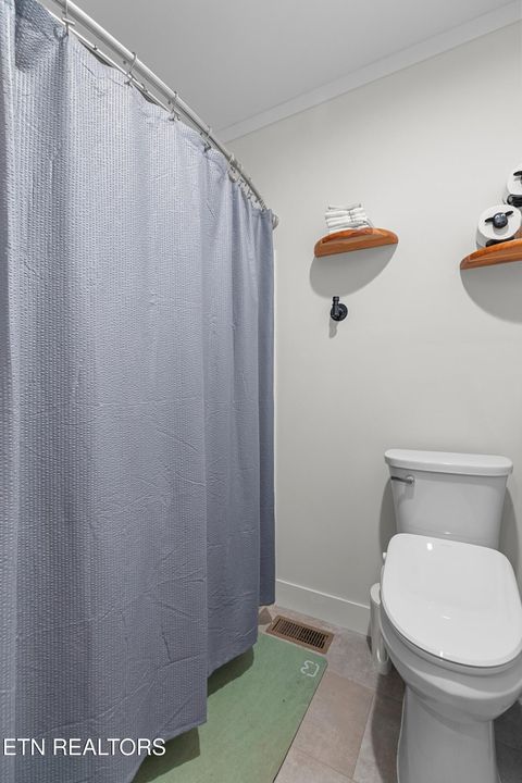 Tiny photo for 318 Garden Lane, Dandridge, TN 37725 (MLS # 1336171)