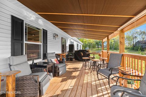 Tiny photo for 318 Garden Lane, Dandridge, TN 37725 (MLS # 1336171)