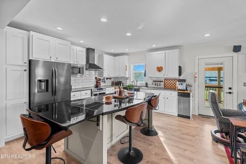 Tiny photo for 318 Garden Lane, Dandridge, TN 37725 (MLS # 1336171)