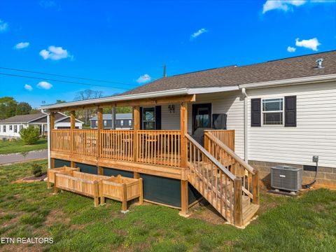 Tiny photo for 318 Garden Lane, Dandridge, TN 37725 (MLS # 1336171)