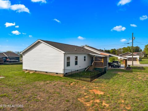 Tiny photo for 318 Garden Lane, Dandridge, TN 37725 (MLS # 1336171)