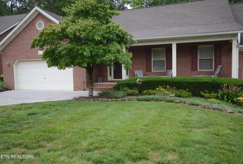 Single Family Residence in Knoxville TN 3013 Ginnbrooke Lane.jpg