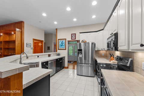 Tiny photo for 122 Lakeside Trace, Townsend, TN 37882 (MLS # 1347095)