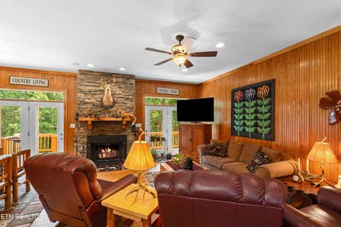 Tiny photo for 122 Lakeside Trace, Townsend, TN 37882 (MLS # 1347095)