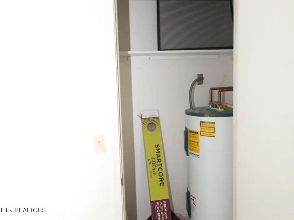 Photo of 119 Anglewood Drive, Crossville, TN 38558 (MLS # 1322275)