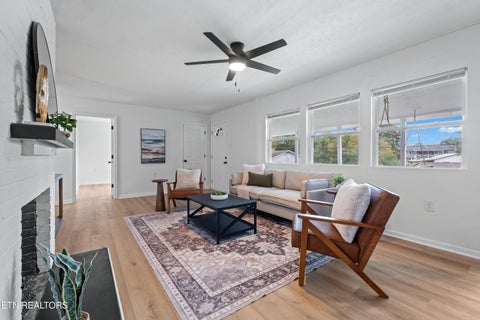 Tiny photo for 110 Paoli Lane, Oak Ridge, TN 37830 (MLS # 1357684)