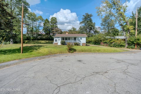 Tiny photo for 110 Paoli Lane, Oak Ridge, TN 37830 (MLS # 1357684)
