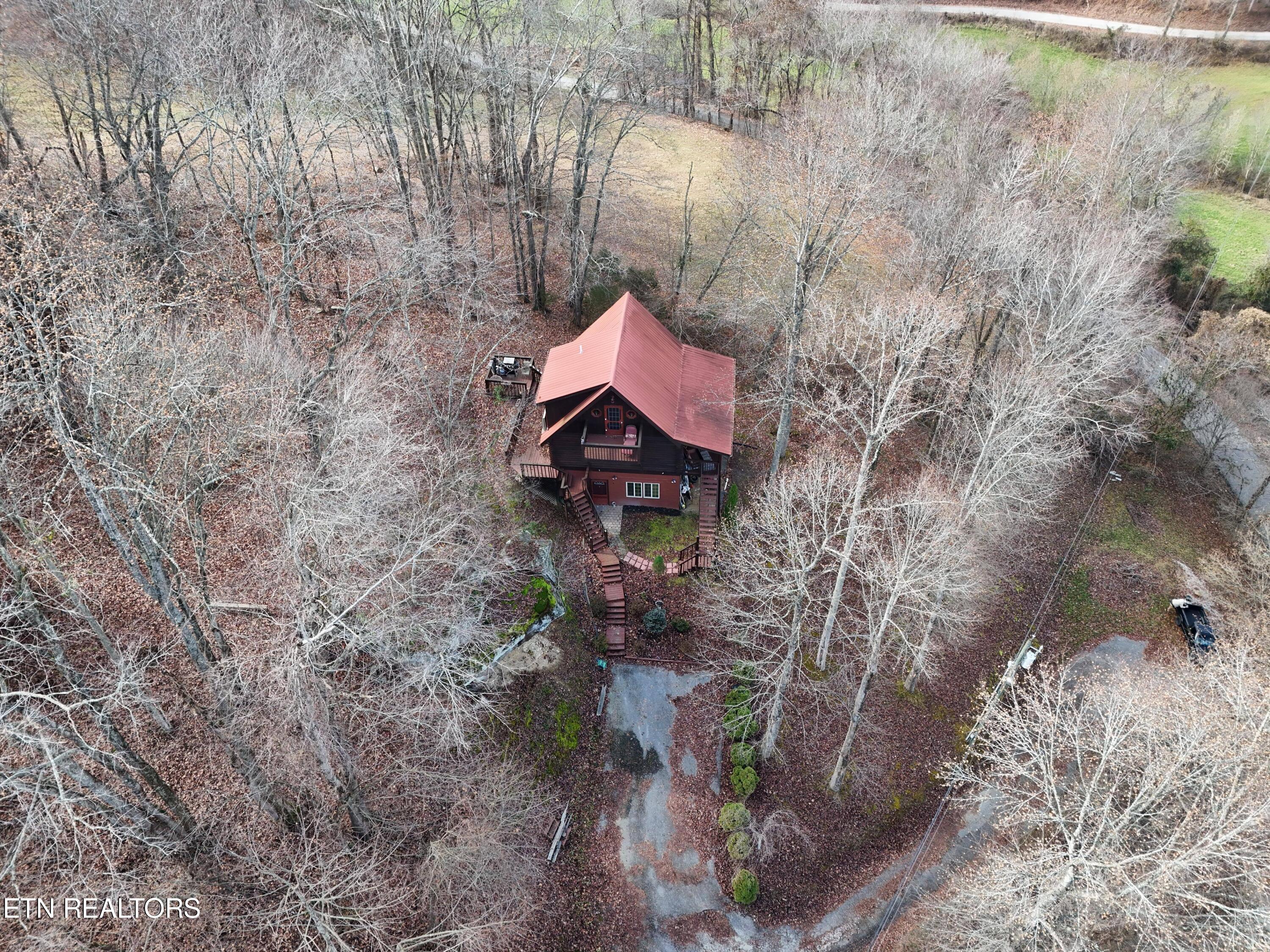 Photo 49 of 51 of 911 Possum Hollow Rd house