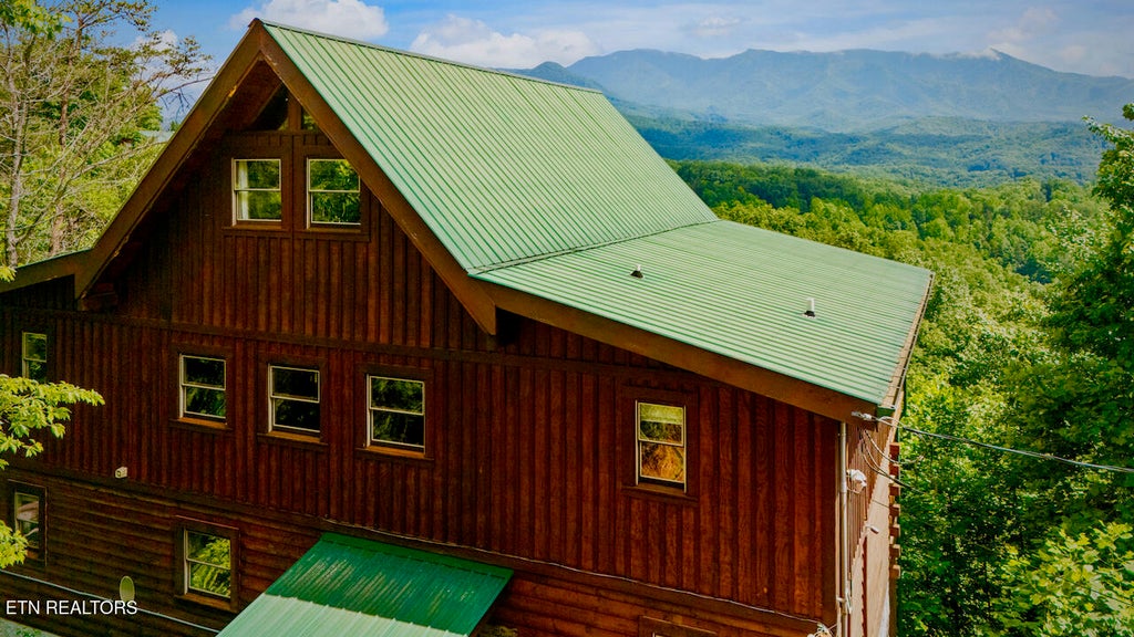 Photo of 769 Cartertown Rd, Gatlinburg, TN 37738 (MLS # 1345649)