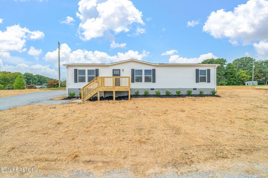Photo of 380 County Road 313, Sweetwater, TN 37874 (MLS # 1316033)