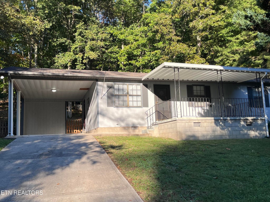 Photo of 155 Delozier Lane, Rockwood, TN 37854 (MLS # 1358683)