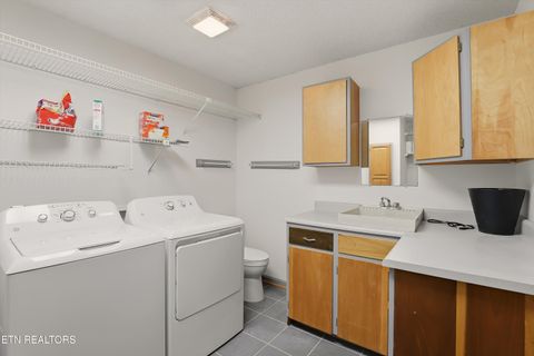 Tiny photo for 110 Hendrix Drive, Oak Ridge, TN 37830 (MLS # 1326438)