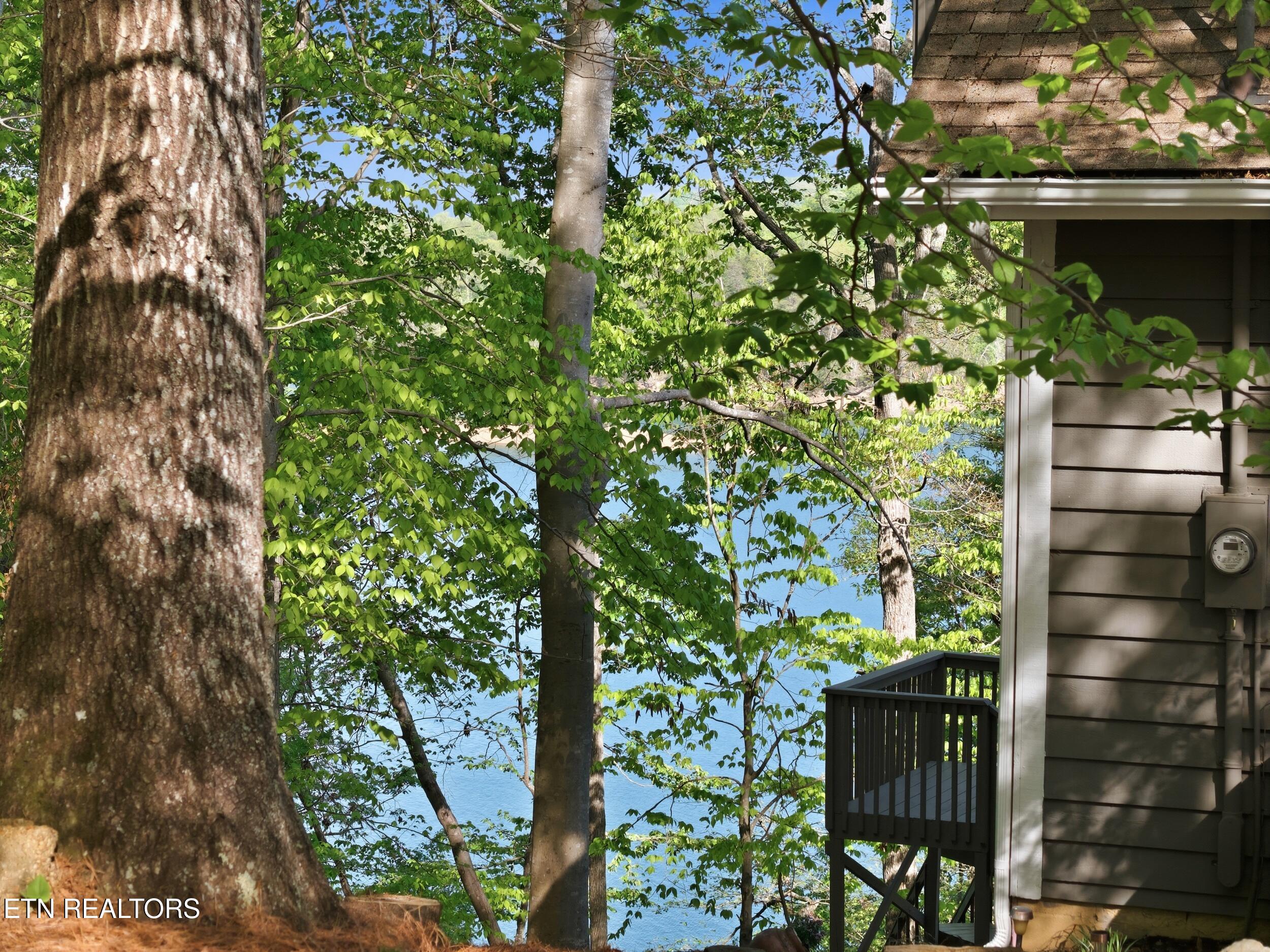 183 Ridgeview Circle