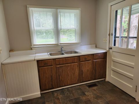 Tiny photo for 2408 Amber St, Knoxville, TN 37917 (MLS # 1311527)