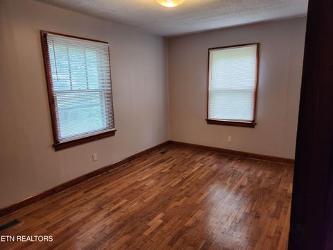 Tiny photo for 2408 Amber St, Knoxville, TN 37917 (MLS # 1311527)