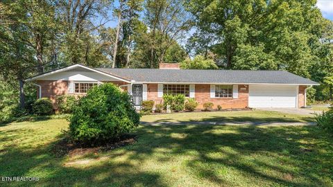 8111 Chesterfield Drive Knoxville TN 37909