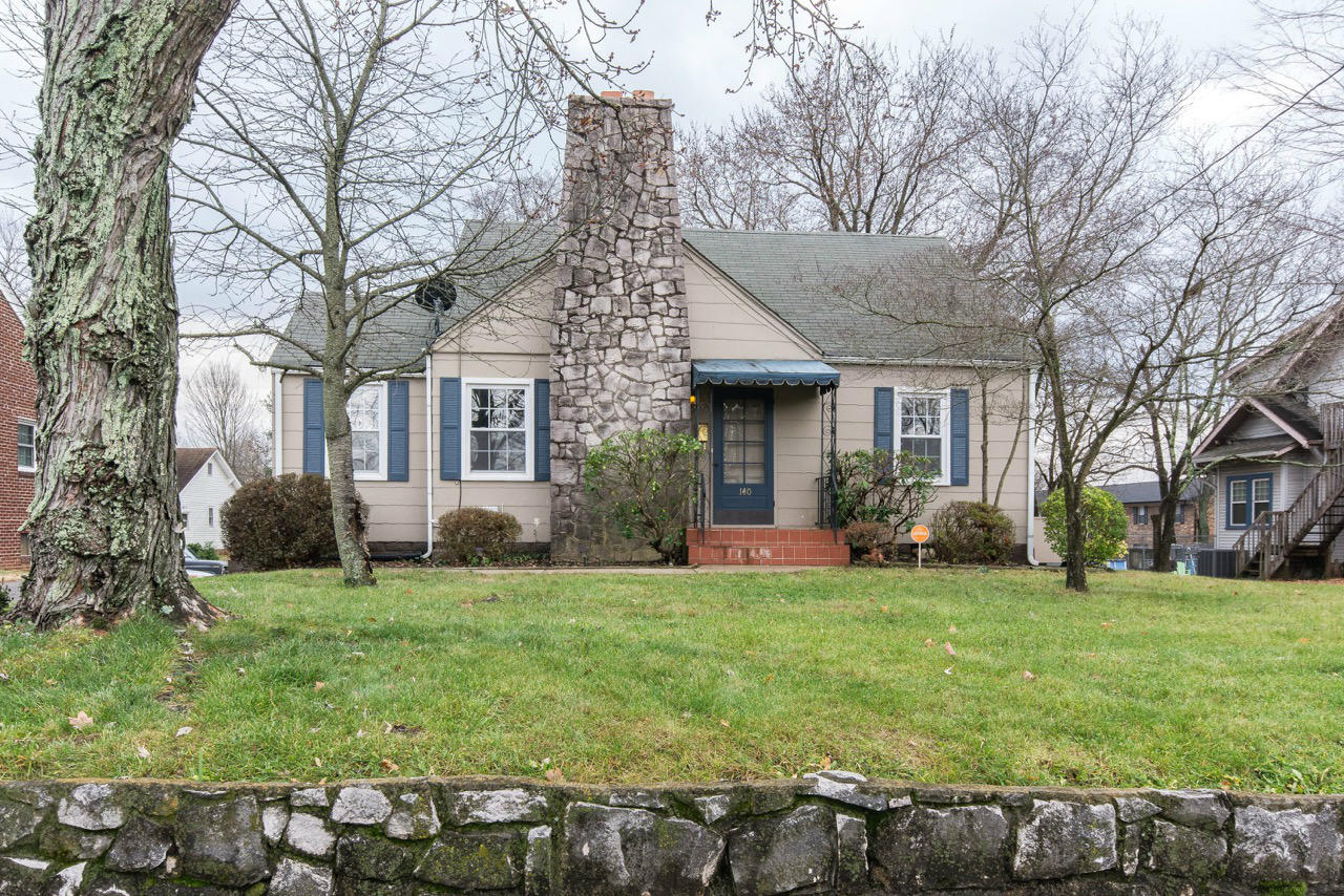 Photo 1 of 9 — 140 Hillcrest Drive, Knoxville, TN 37918