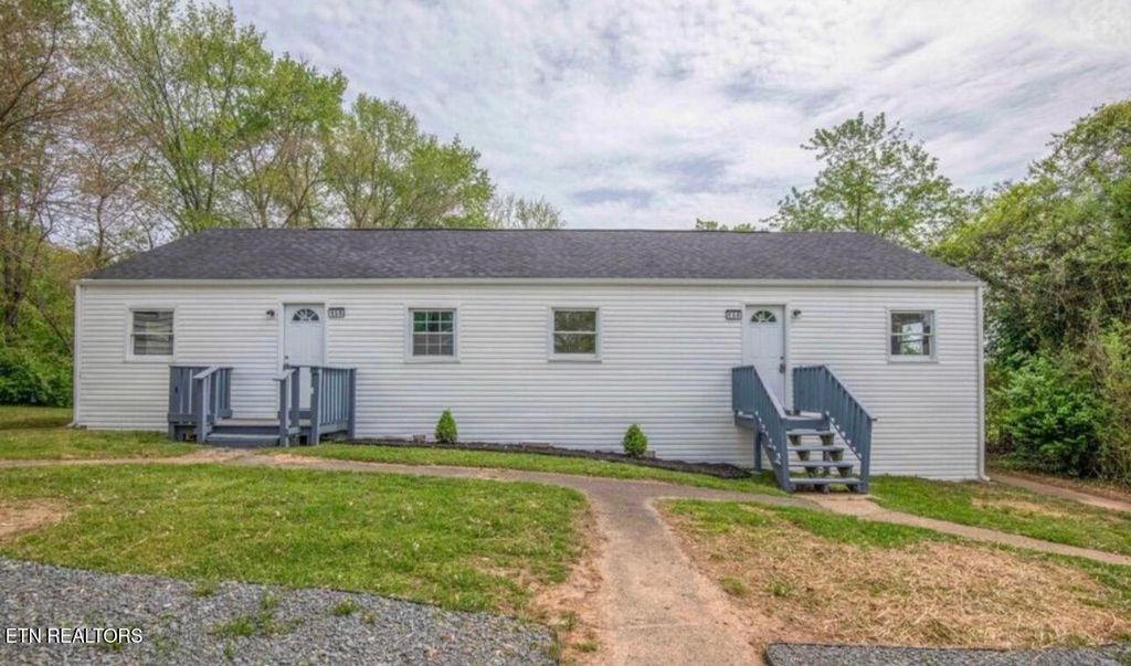 Photo of 158 Hamilton Circle, Oak Ridge, TN 37830 (MLS # 1329779)