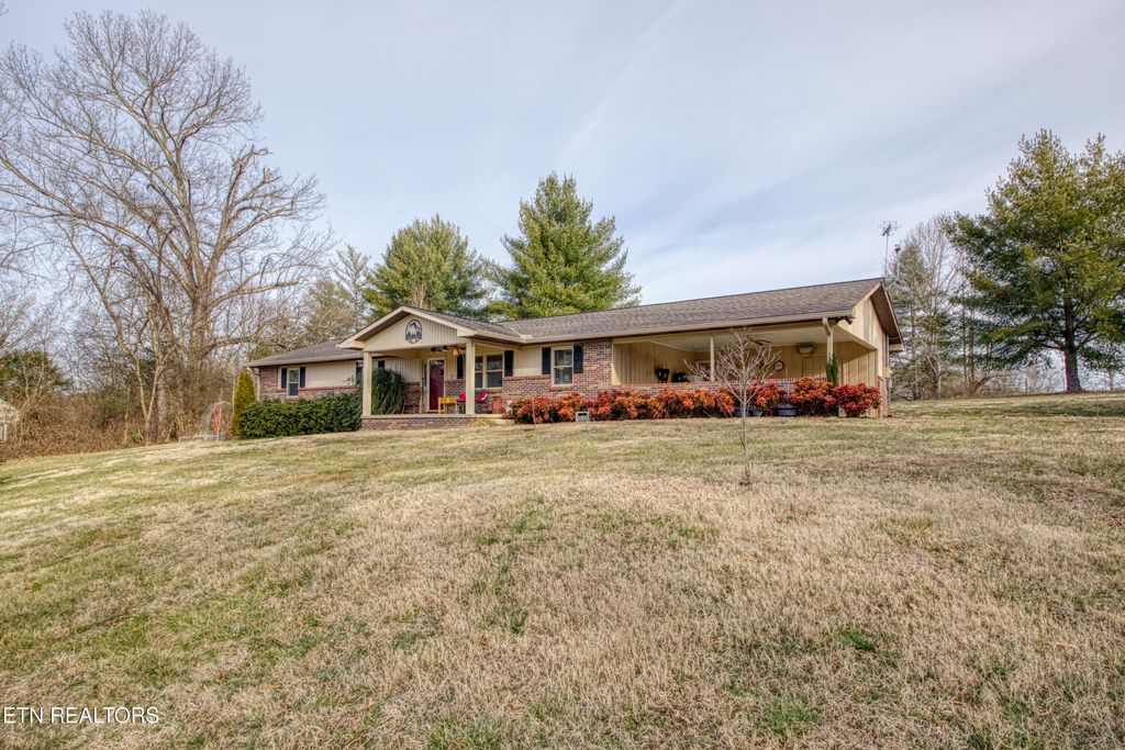 Photo of 1237 Burnett Station Rd, Seymour, TN 37865 (MLS # 1328654)