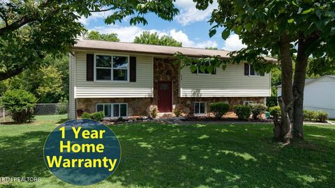 7712 S Whispering Oak Circle Powell TN 37849
