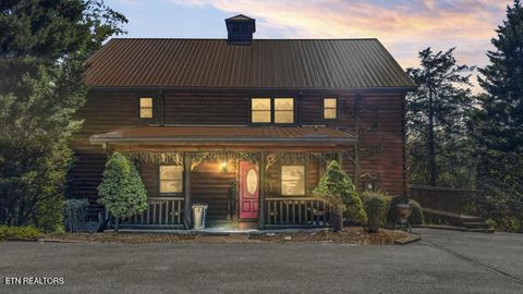 838 Bear Run Way Sevierville TN 37862