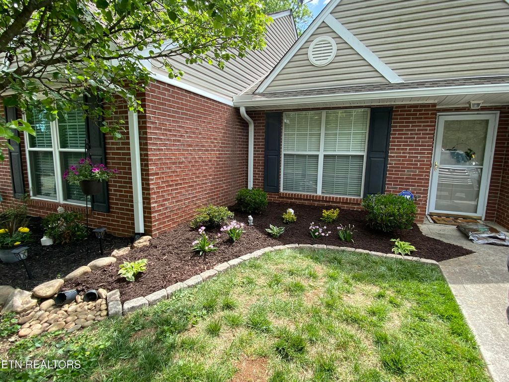 Photo of 236 Dalton Place Way, Knoxville, TN 37912 (MLS # 1323933)