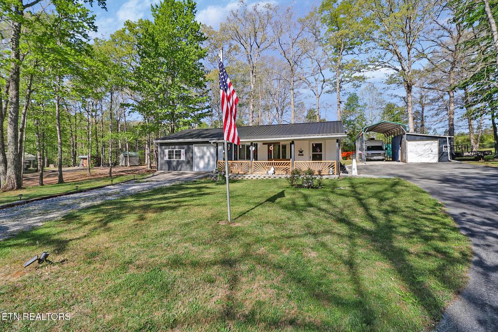 Photo of 411 Trimmer Lane, Jamestown, TN 38556 (MLS # 1337838)