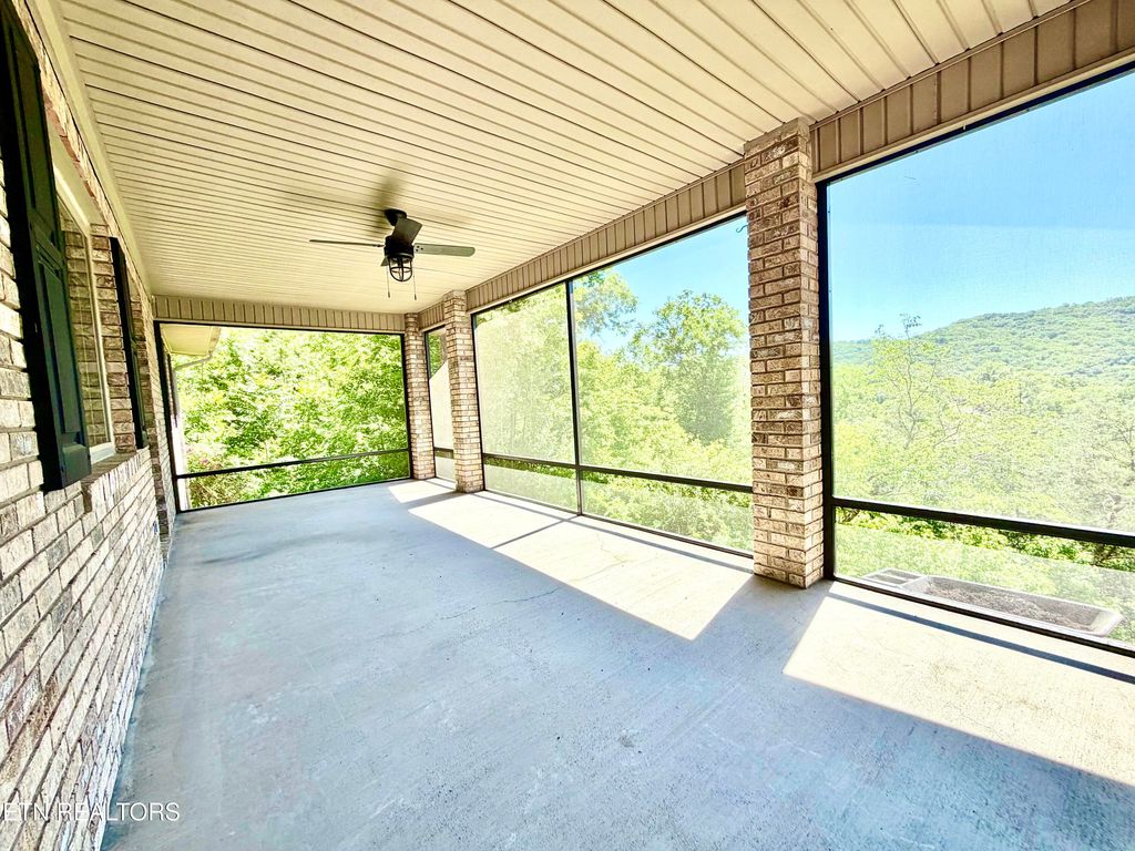 Photo of 454 Wildcat Hollow Rd, New Tazewell, TN 37825 (MLS # 1340114)