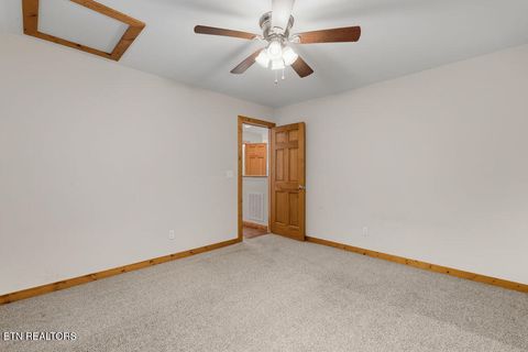 Tiny photo for 2202 Jones Bend Rd, Louisville, TN 37777 (MLS # 1339796)
