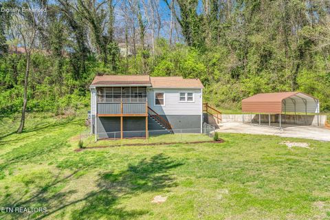 Photo of 107 SE Stonewall Drive, Knoxville, TN 37920 (MLS # 1334191)