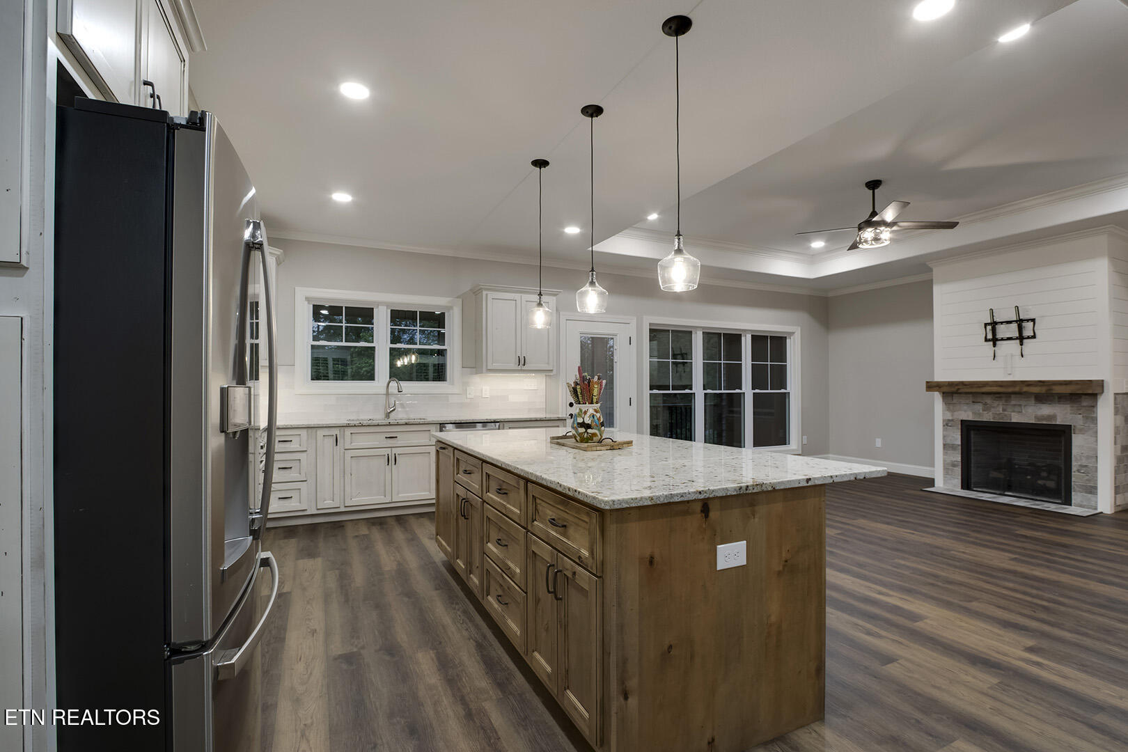 Loudon, Tennessee 37774, United States, 3 Bedrooms Bedrooms, ,2 BathroomsBathrooms,Residential,Active,13894